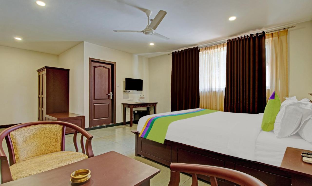 Treebo Prince Hotel Котаям Екстериор снимка